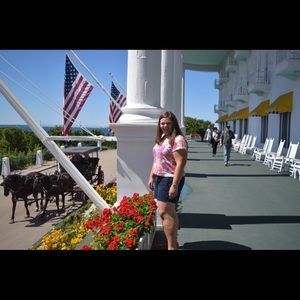 Meet your Posher, Madeline